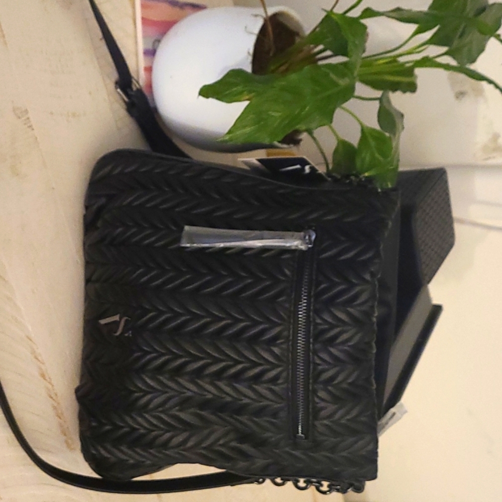 SOLD))))))))))))))))))))